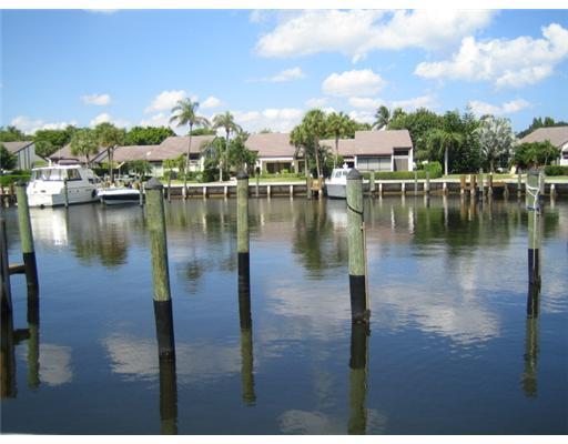 6110 North Ocean Boulevard, Unit 31 Ocean Ridge, FL 33435 - Photo 1 of 20 Primary Photo