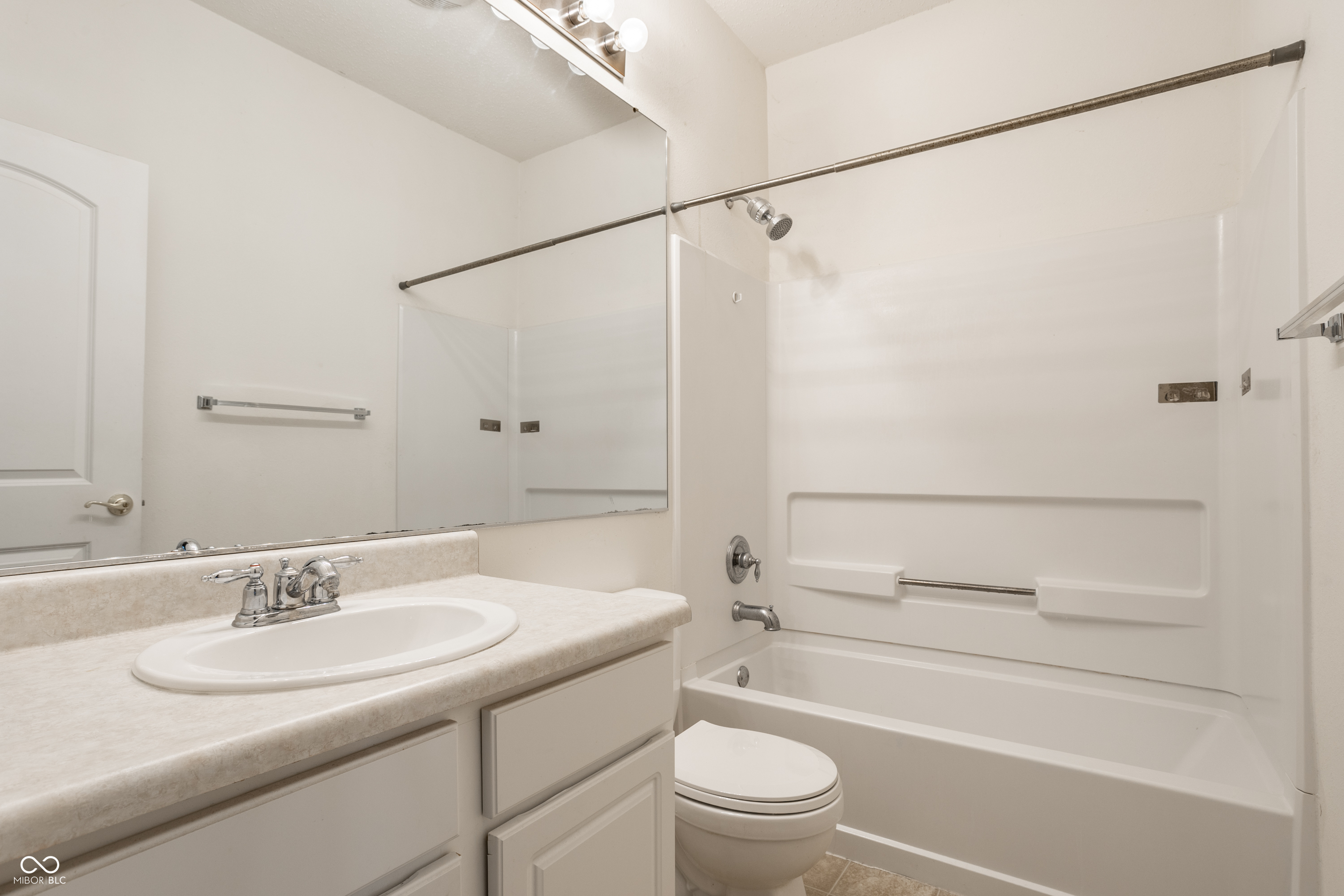 8122 Sand Ridge Circle Indianapolis, IN 46237 - Photo 27 of 33