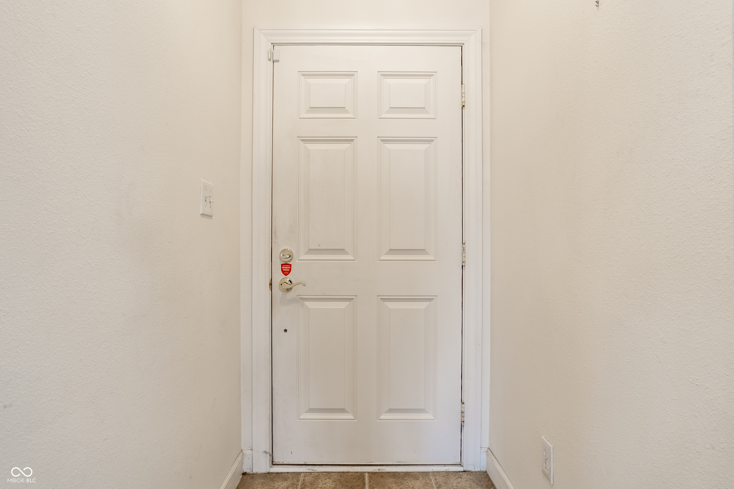 8122 Sand Ridge Circle Indianapolis, IN 46237 - Photo 5 of 33