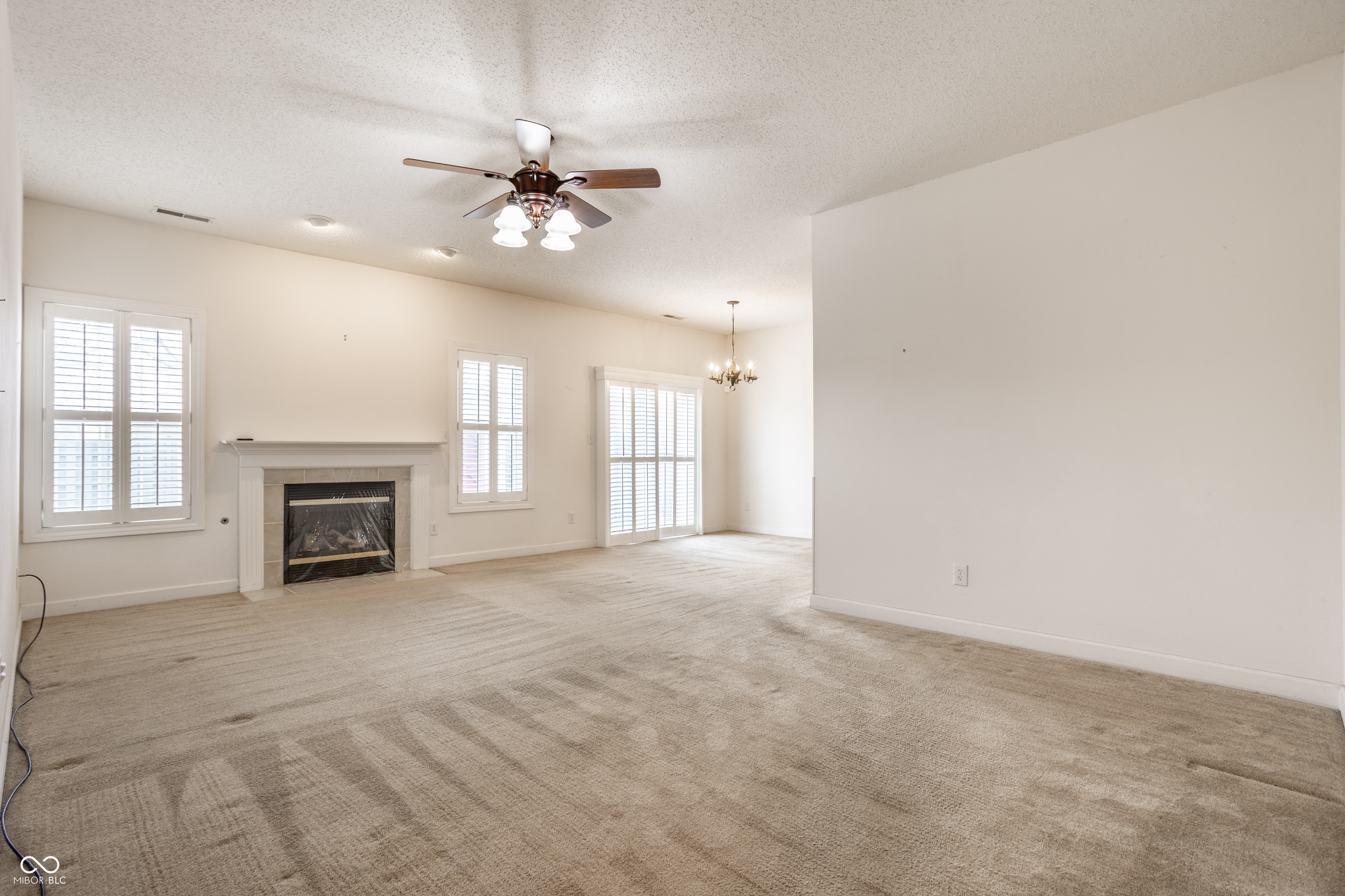 8122 Sand Ridge Circle Indianapolis, IN 46237 - Photo 6 of 33