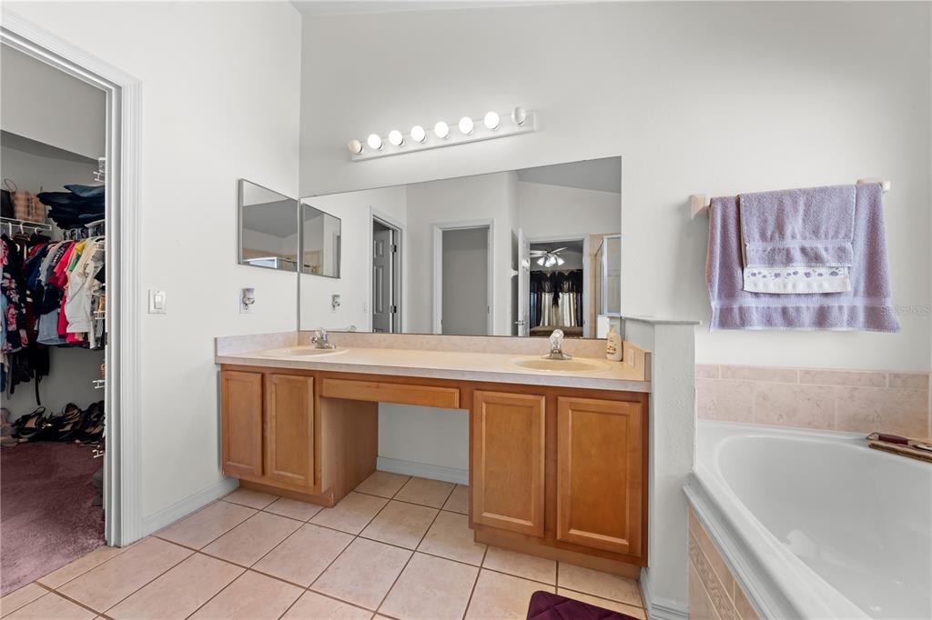 2513 Crown Ridge Circle Kissimmee, FL 34744 - Photo 49 of 68 Gallery Image 49