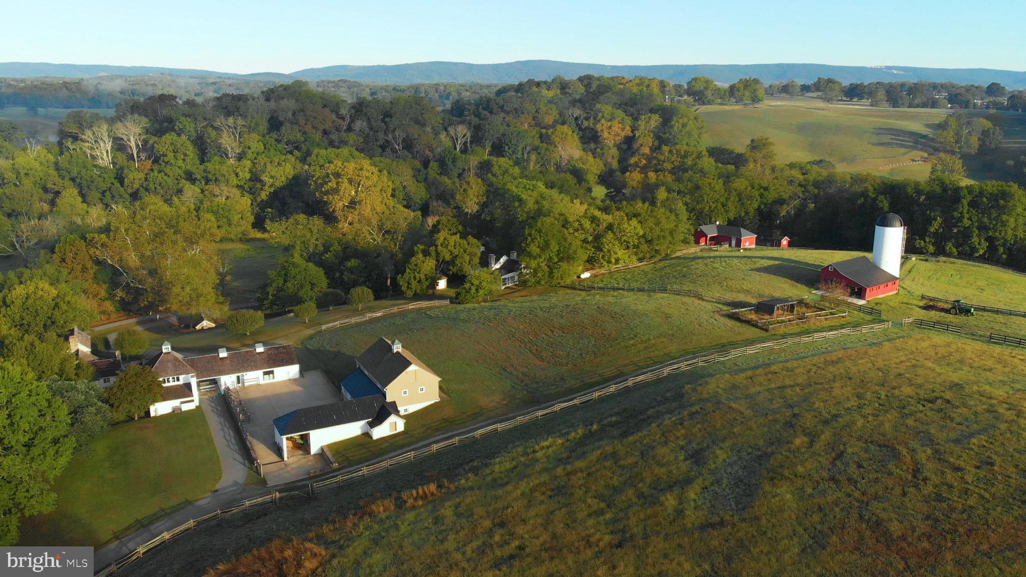 8360 Oak Spring Road Marshall, VA 20115 - Photo 52 of 58 A world unto itself in this private enclave