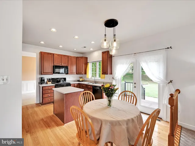 $464,990 | 7641 Pinewild Road, Seven Valleys, PA 17360