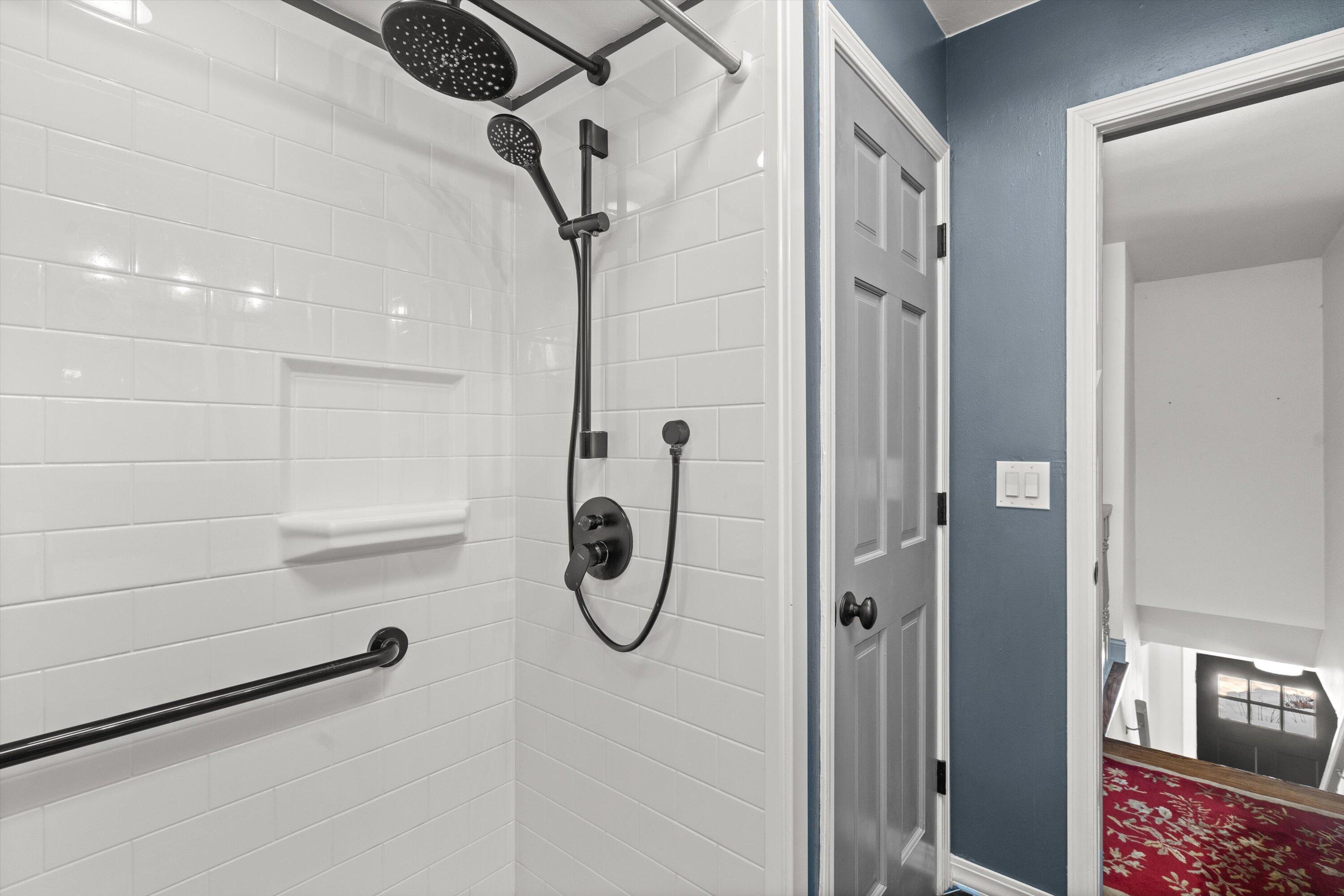 310 South Taliesin Road Wales, WI 53183 - Photo 35 of 66 41-Upper Level Bathroom