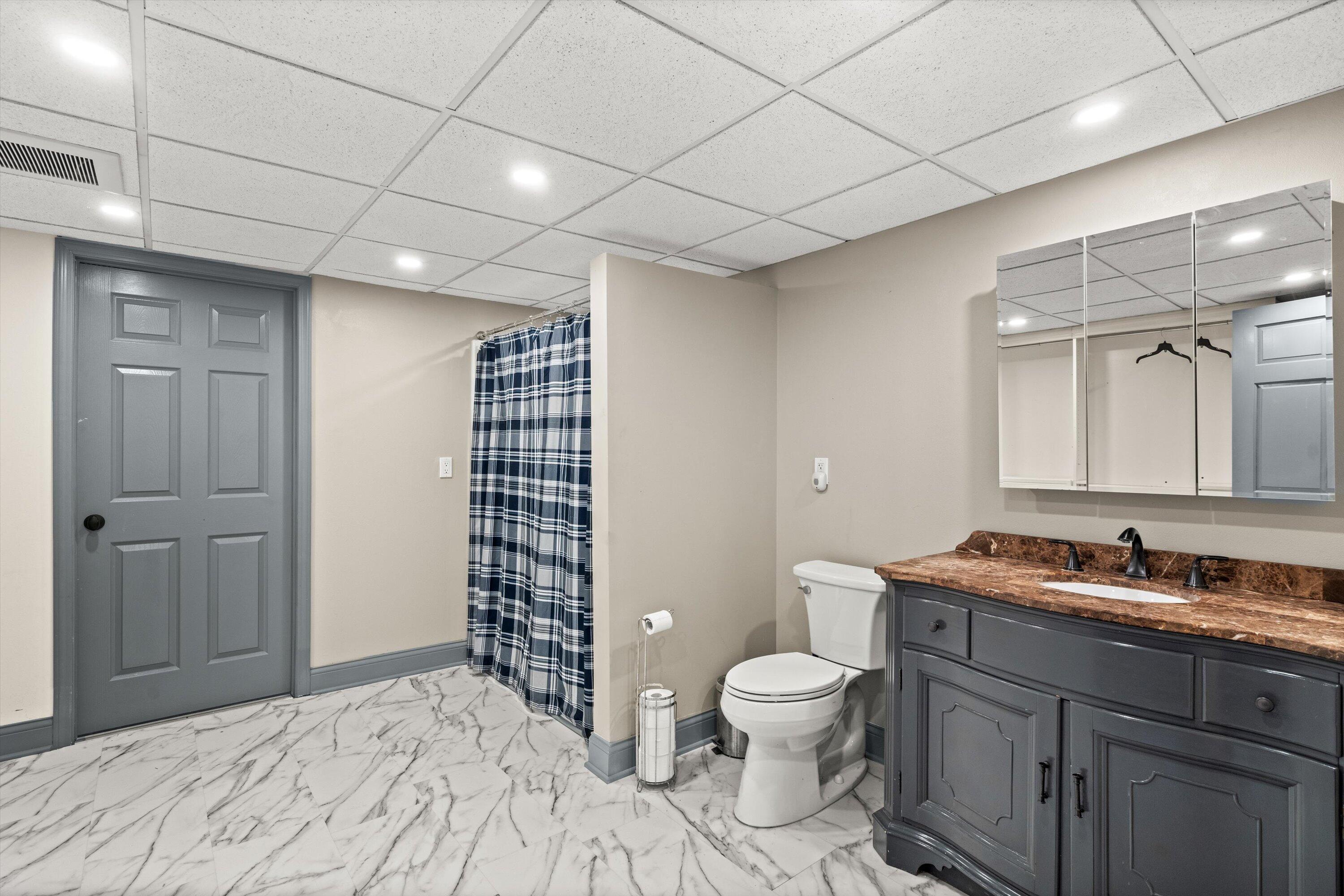 310 South Taliesin Road Wales, WI 53183 - Photo 47 of 66 53-Lower Level Full Bathroom