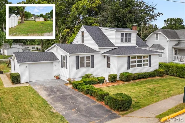 $218,800 | 801 East Hanover Street, New Baden, IL 62265