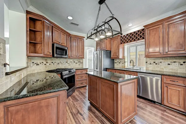 $3,000 | 15127 Trumpet Vine Lane, Cypress, TX 77433