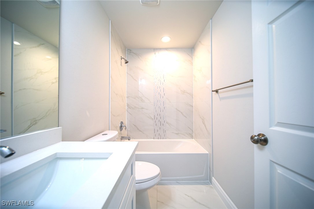1043 Plantation Road Lehigh Acres, FL 33974 - Photo 13 of 27 Gallery Image 13