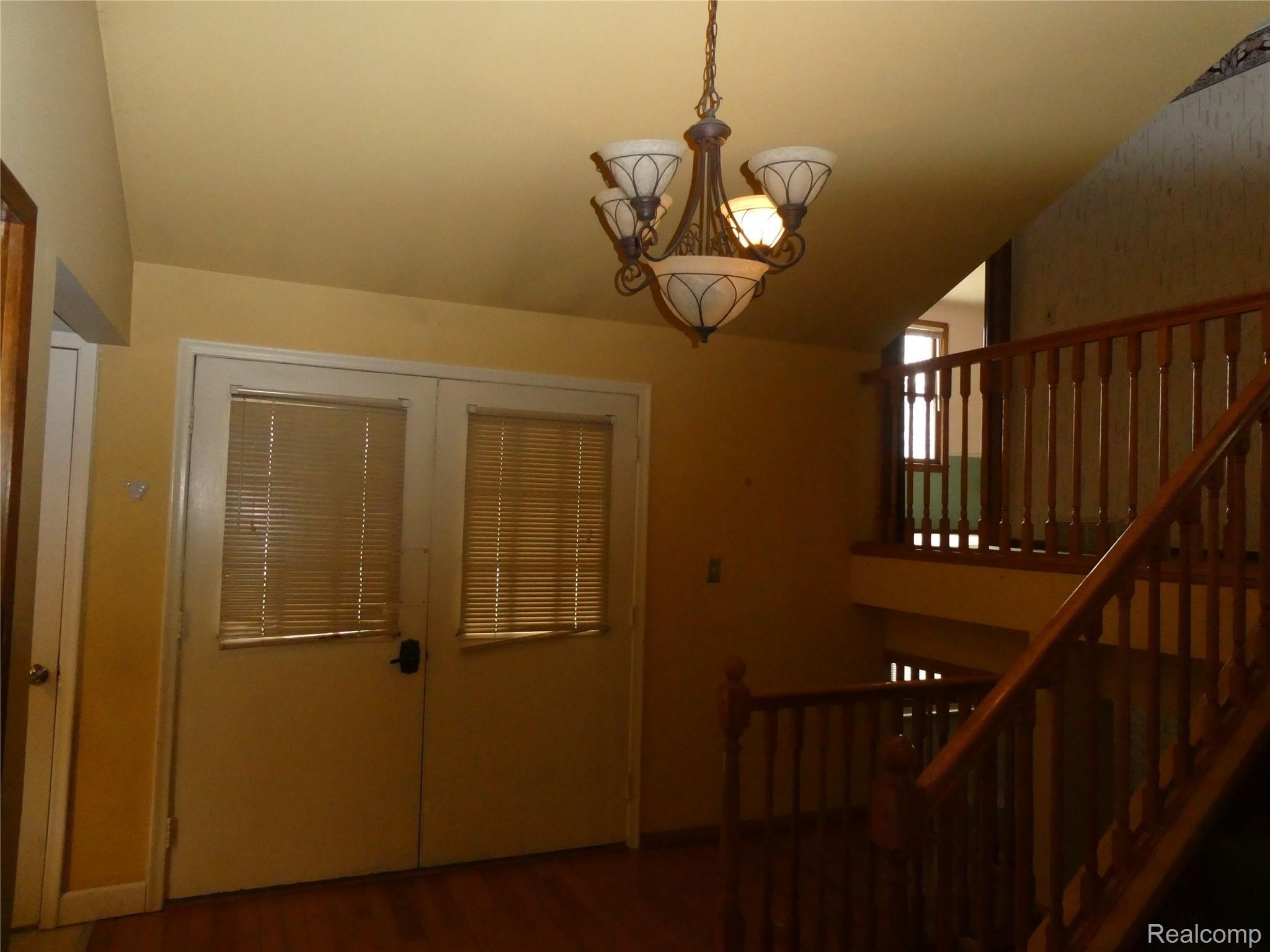 91 North Lake George Road Attica, MI 48412 - Photo 8 of 20 P1190771.JPG