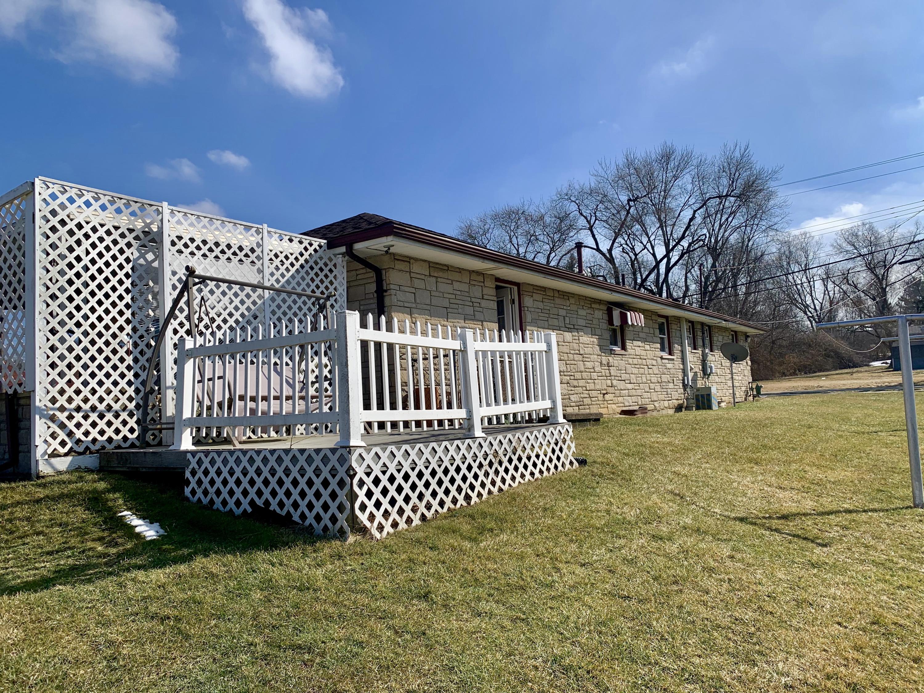 601 Stevison Drive Springfield, OH 45503 - Photo 4 of 55