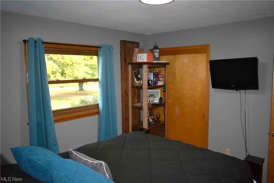 1597 South Funk Road Wooster, OH 44691 - Photo 21 of 35 View of bedroom