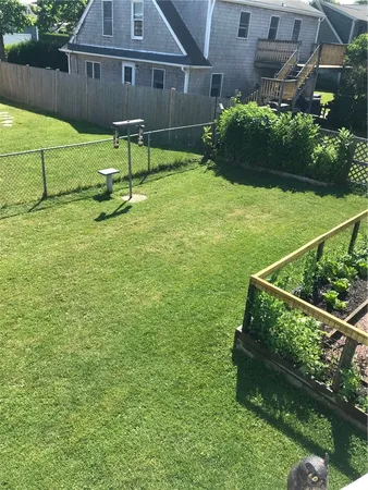 $2,400 | 20 St James Road, Narragansett, RI 02882