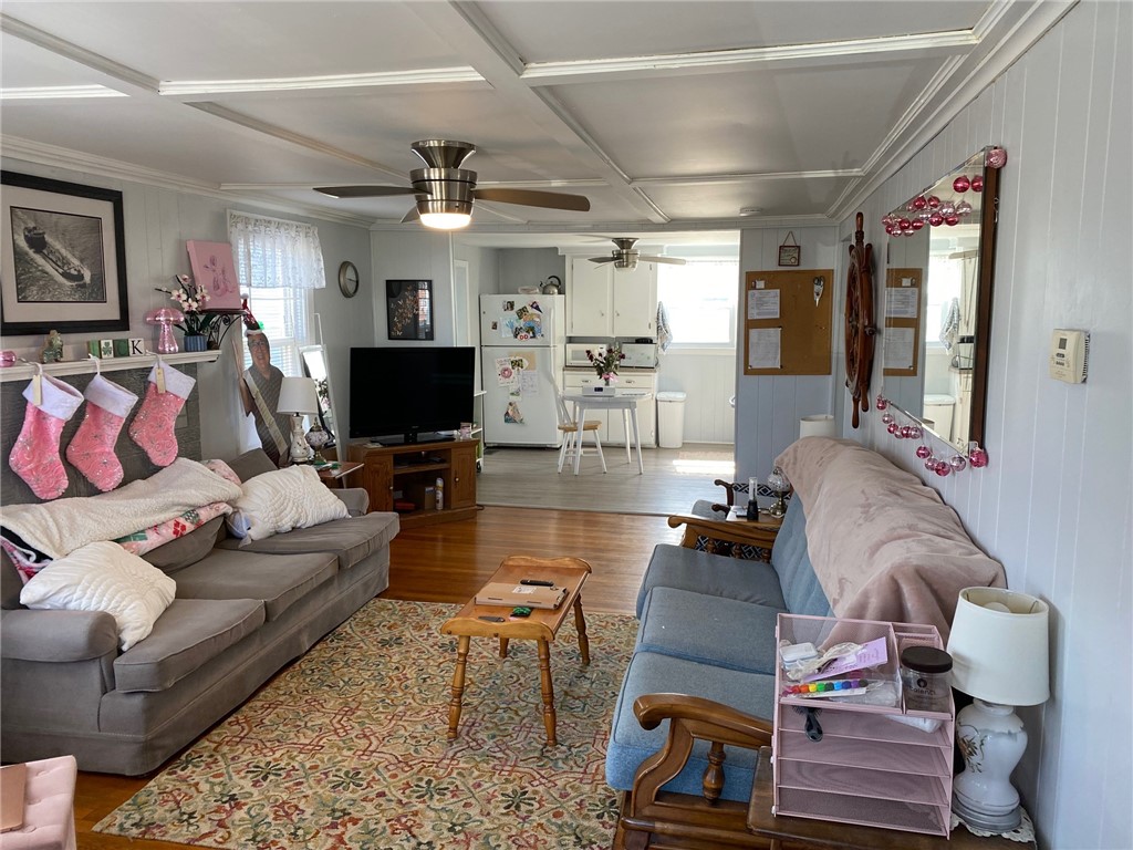 20 St James Road Narragansett, RI 02882 - Photo 6 of 17