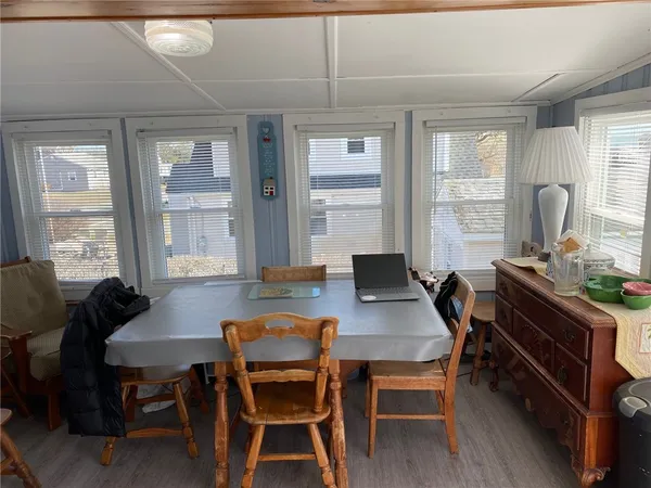 $2,400 | 20 St James Road, Narragansett, RI 02882