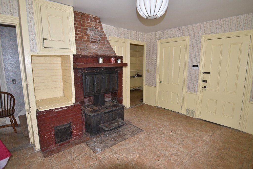 39 Great Neck Road Wareham, MA 02538 - Photo 13 of 25
