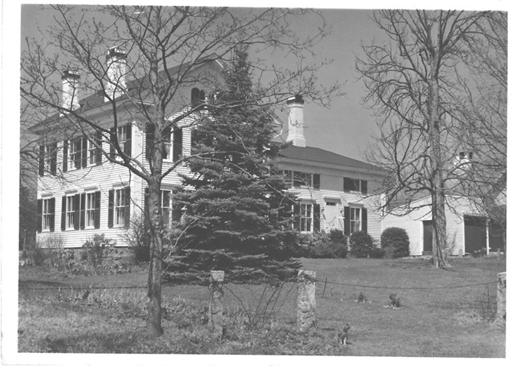 39 Great Neck Road Wareham, MA 02538 - Photo 3 of 25