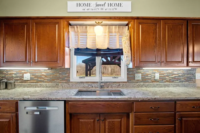 $419,900 | N5595 Locust Road, Shawano, WI 54166