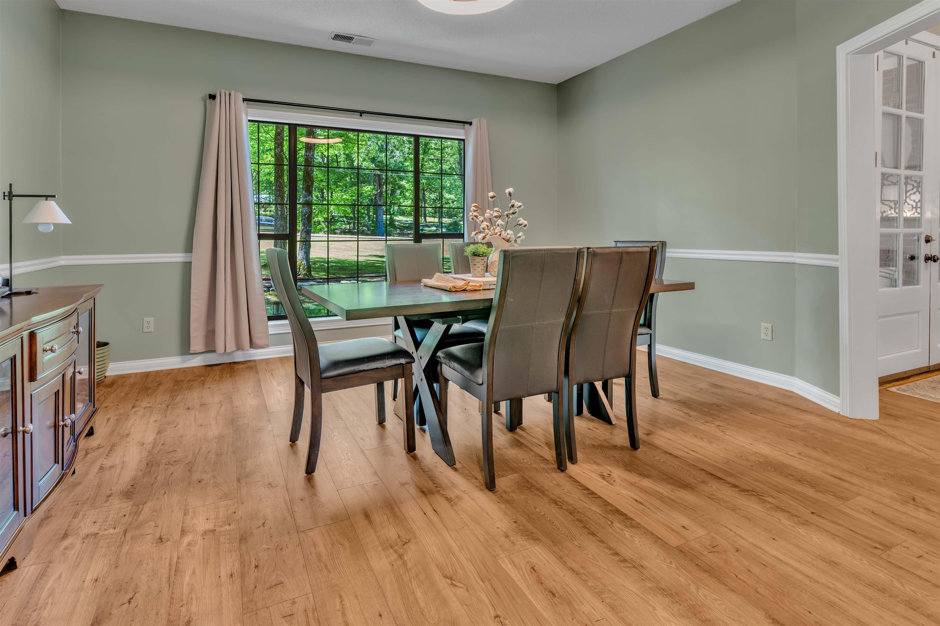 400 Great Oaks Road Eads, TN 38028 - Photo 10 of 40 a dining room with furniture window and wooden floor
