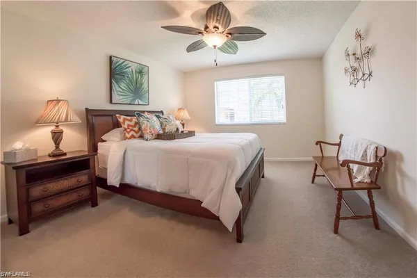 $1,900 | 1220 Wildwood Lakes Boulevard, Unit 201, Naples, FL 34104