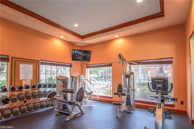 $1,900 | 1220 Wildwood Lakes Boulevard, Unit 201, Naples, FL 34104