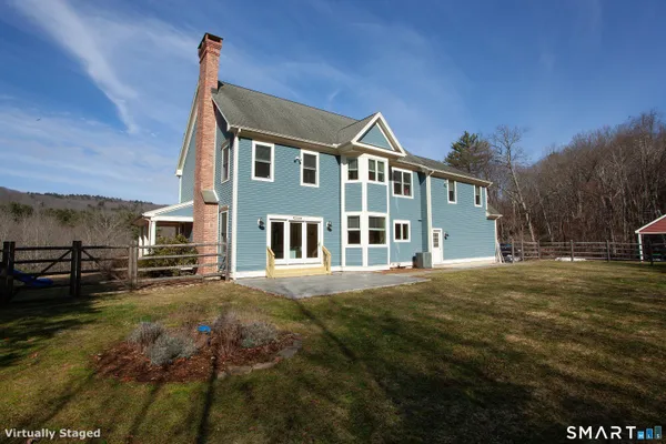 $820,000 | 679 Cherry Brook Road, Canton, CT 06019