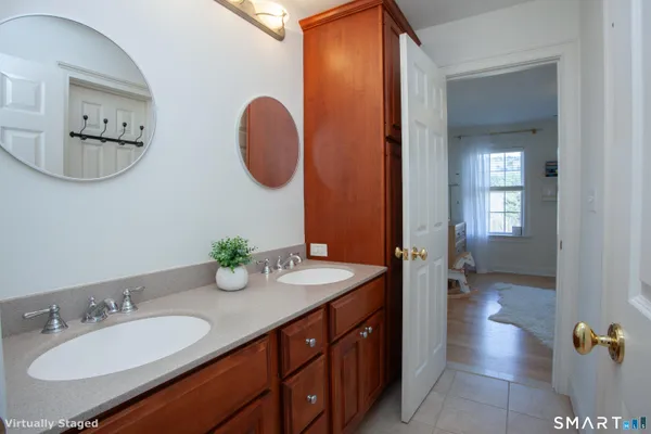 $820,000 | 679 Cherry Brook Road, Canton, CT 06019