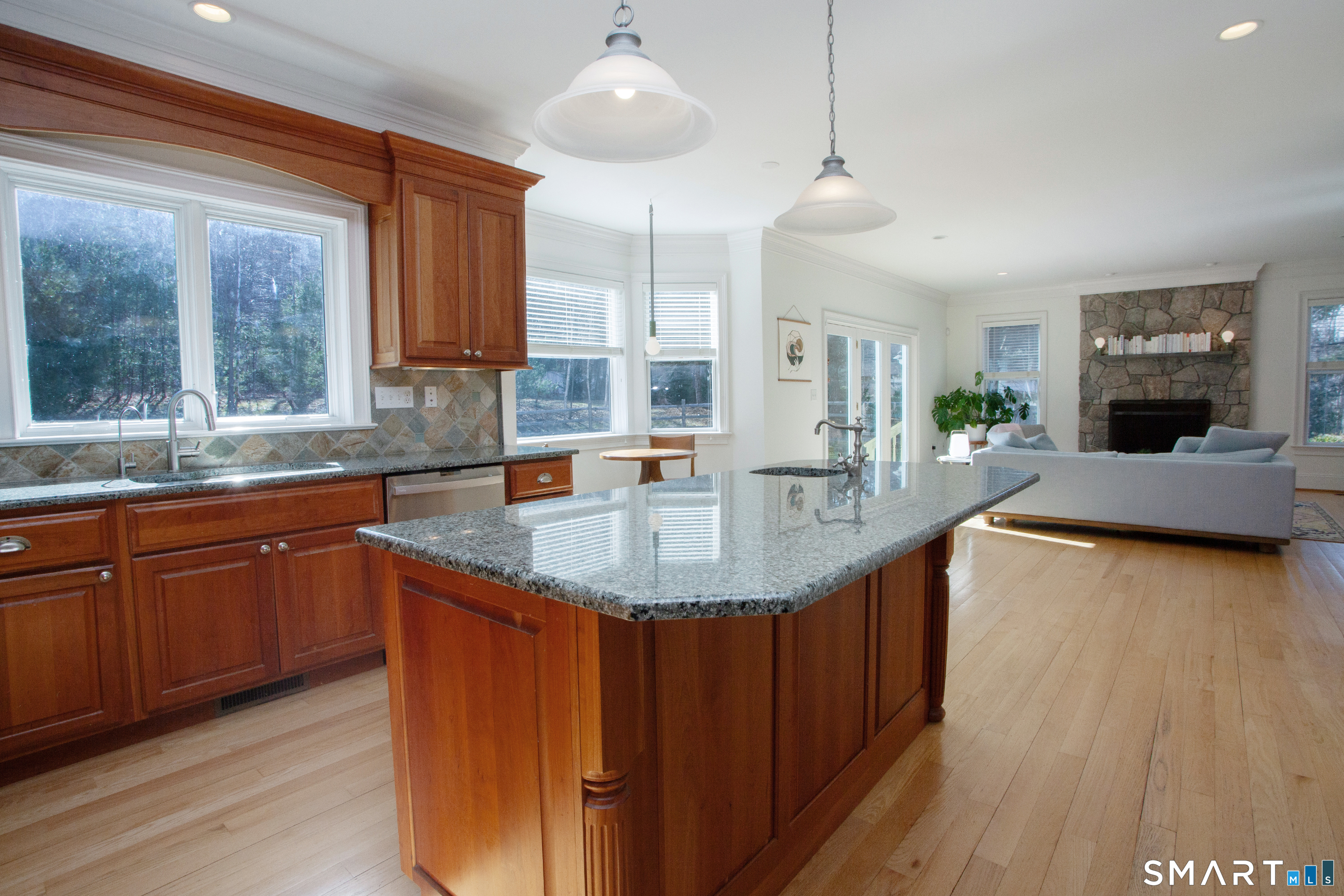 679 Cherry Brook Road Canton, CT 06019 - Photo 9 of 41