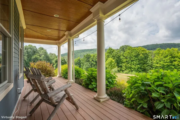 $820,000 | 679 Cherry Brook Road, Canton, CT 06019