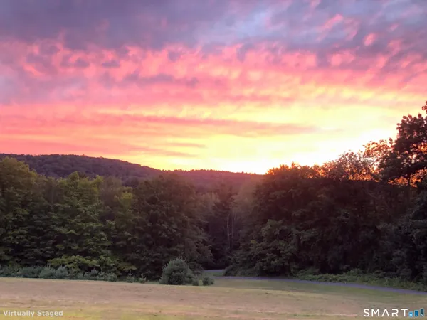 $820,000 | 679 Cherry Brook Road, Canton, CT 06019