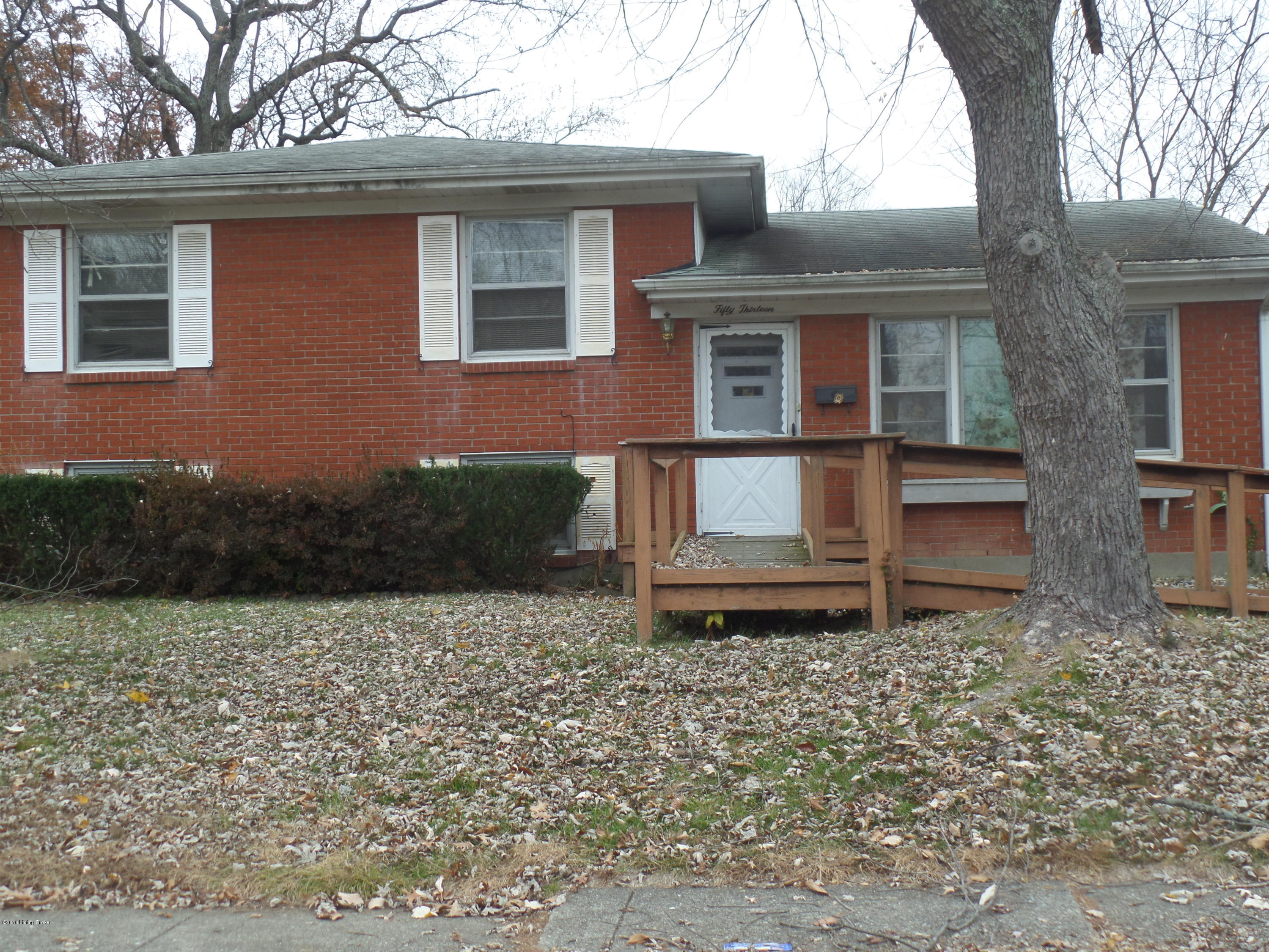 5013 Red Fern Road Louisville, KY 40218 - Photo 20 of 26 Front View
