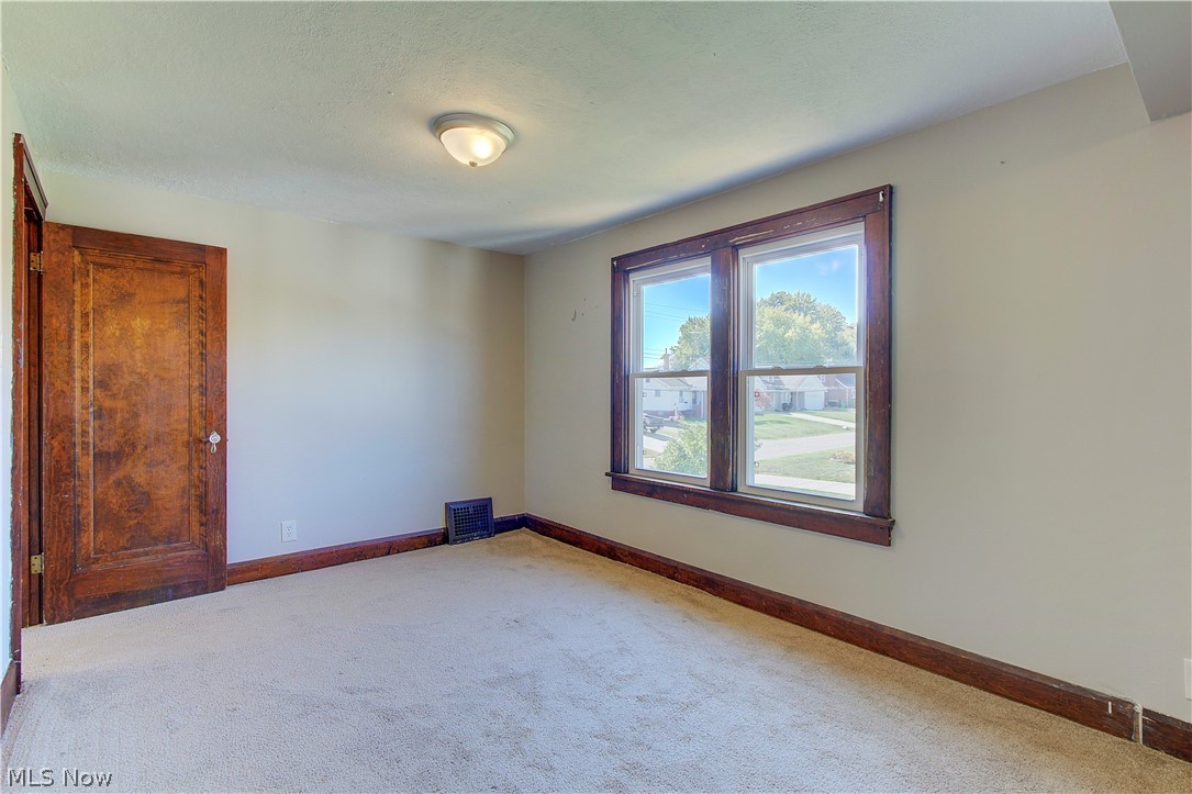 4507 7th Street Northwest Canton, OH 44708 - Photo 23 of 34