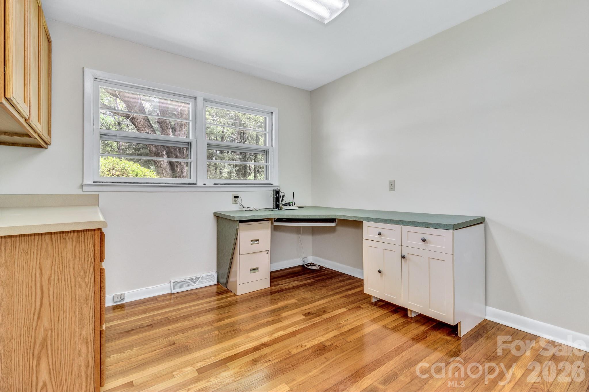 67 Wagon Road Asheville, NC 28805 - Photo 30 of 44