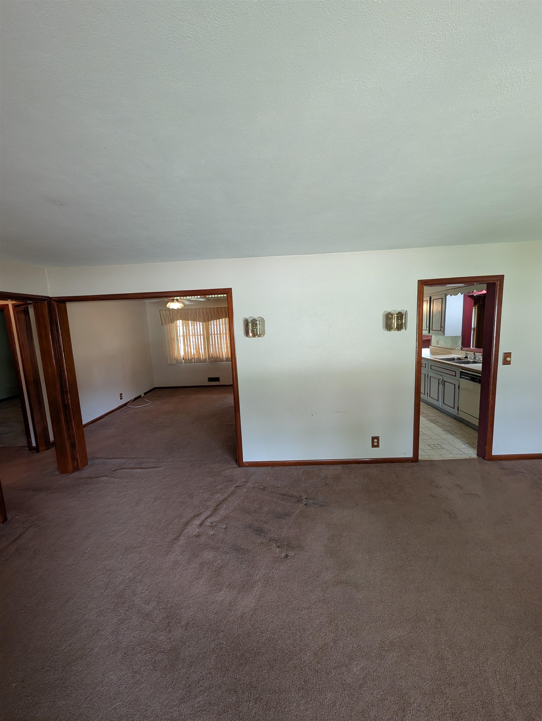 2352 Wisconsin Road Rockford, IL 61108 - Photo 6 of 21 Gallery Image 6