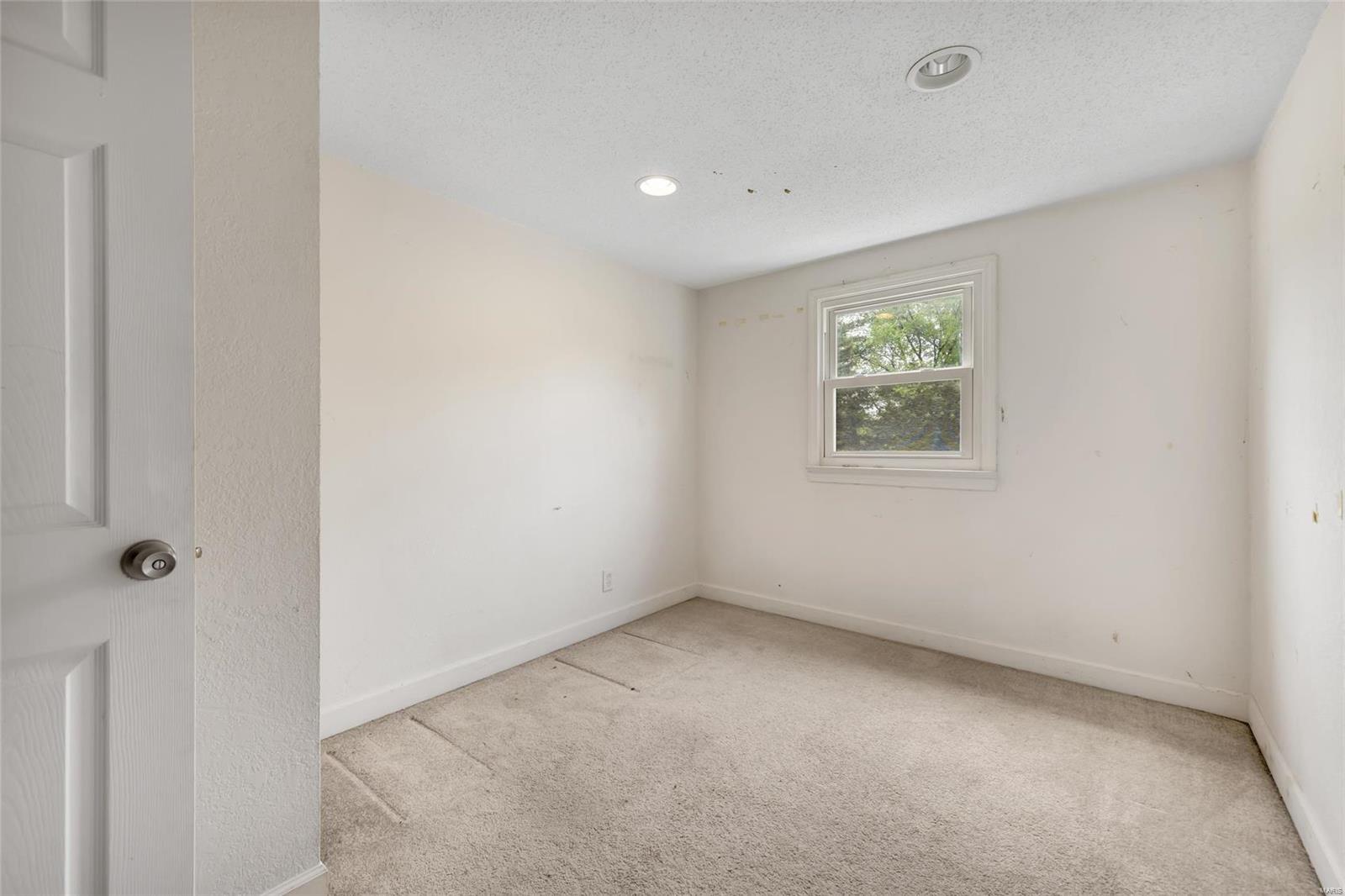 1053 North Hanley Road St. Louis, MO 63130 - Photo 25 of 42