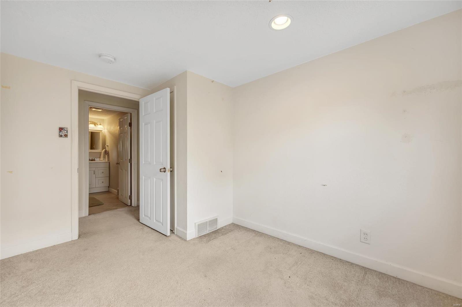 1053 North Hanley Road St. Louis, MO 63130 - Photo 26 of 42