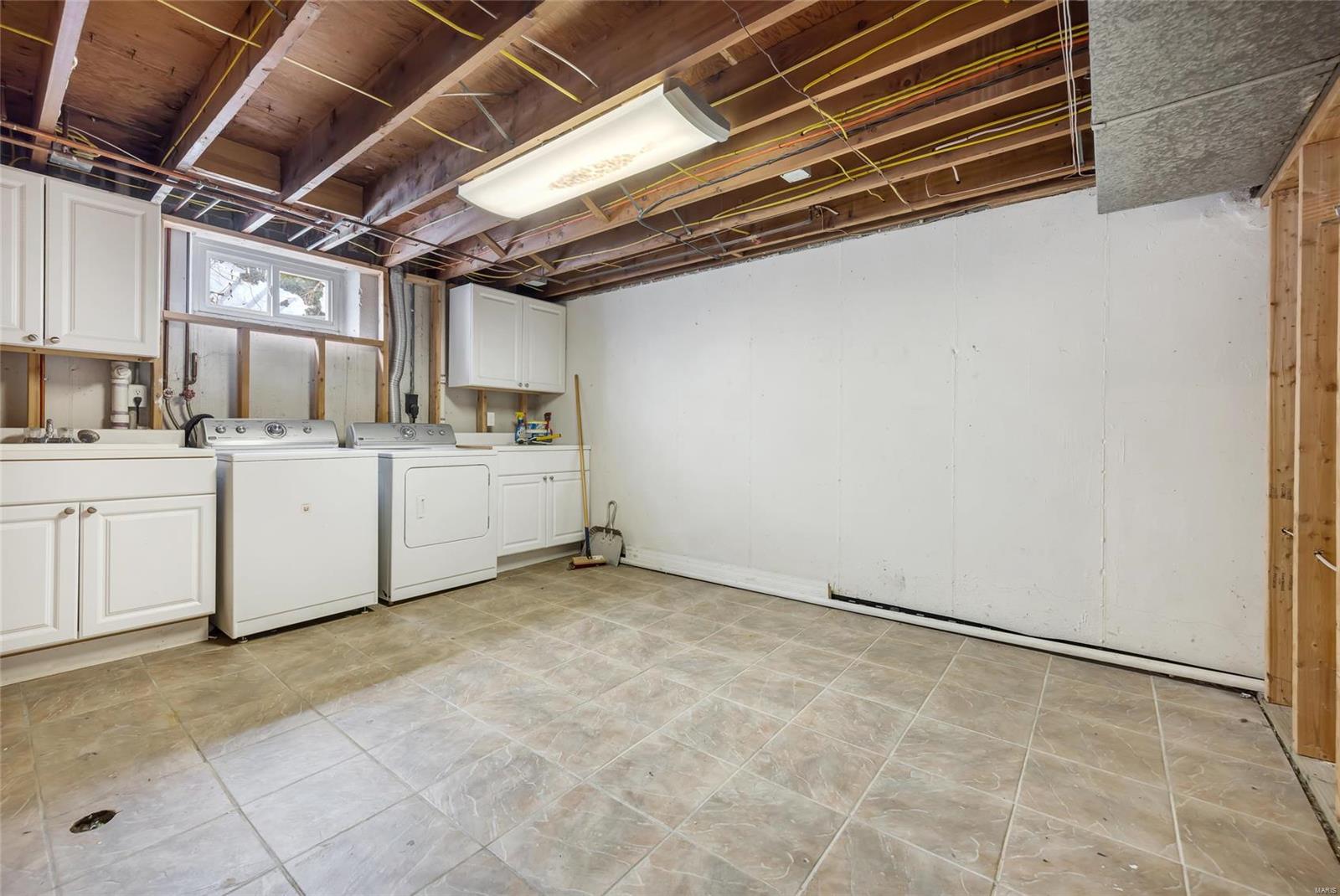 1053 North Hanley Road St. Louis, MO 63130 - Photo 39 of 42