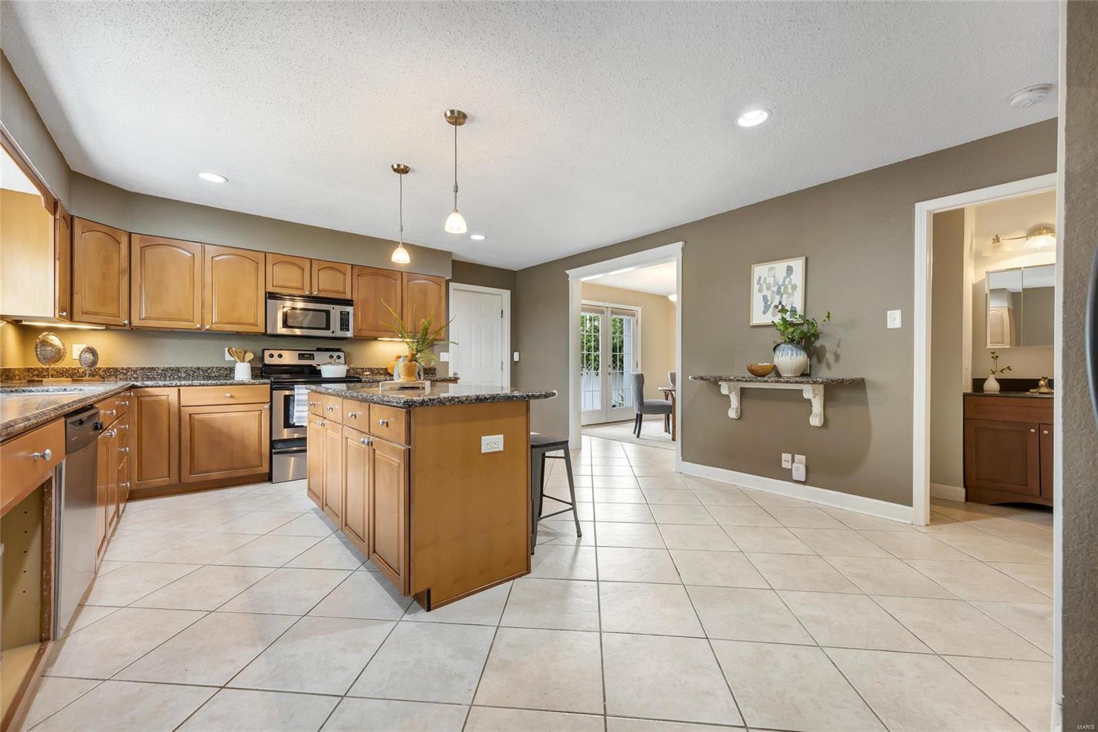 1053 North Hanley Road St. Louis, MO 63130 - Photo 9 of 42