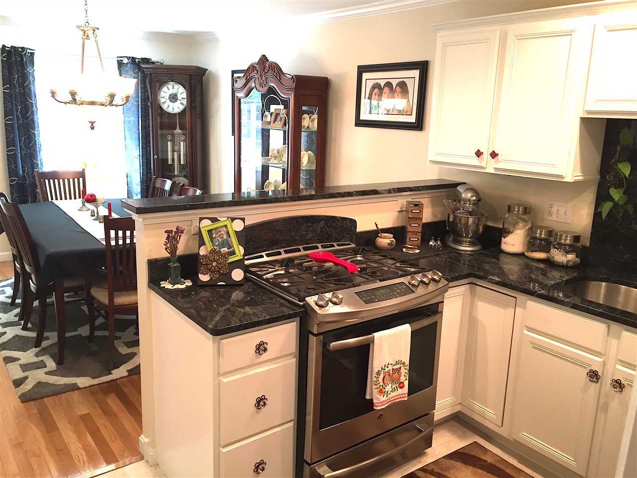 112 Peaked Hill Road Hopkinton, NH 03229 - Photo 7 of 39 Gallery Image 7
