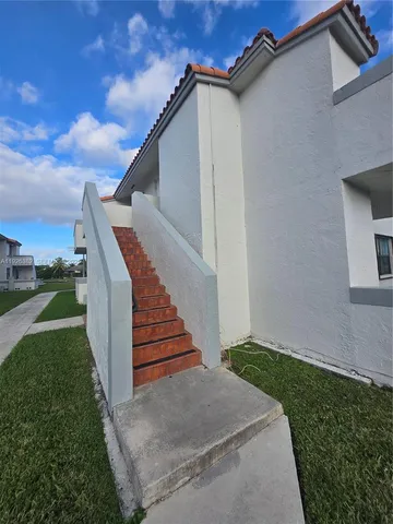 $2,000 | 14831 Southwest 80th Street, Unit 2034, Miami, FL 33193