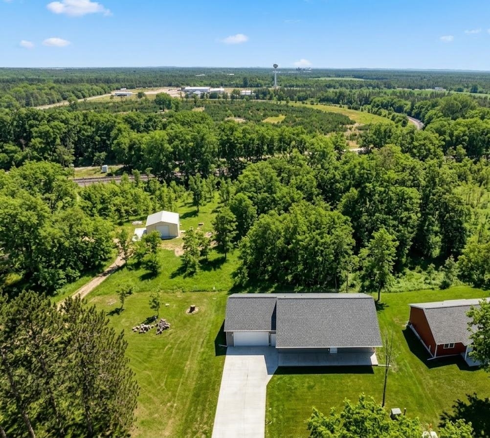 511 Oak Grove Necedah, WI 54646 - Photo 3 of 37