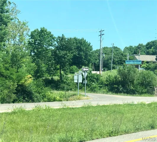 $600,000 | 6250 Upper Byrnes Mill Road, Byrnes Mill, MO 63051