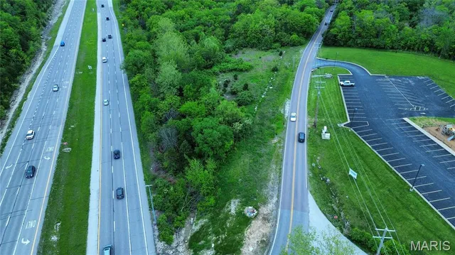 $600,000 | 6250 Upper Byrnes Mill Road, Byrnes Mill, MO 63051