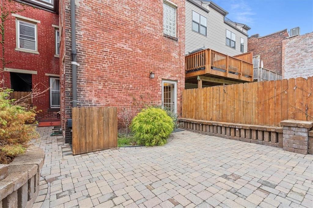1302 Sarah Street Pittsburgh, PA 15203 - Photo 25 of 25 a view of a backyard