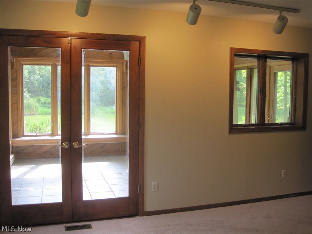 3800 Cook Road Medina, OH 44256 - Photo 12 of 32 View into Sunroom which can be used year round.