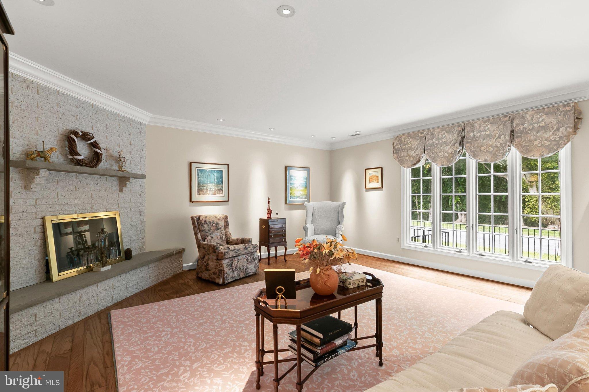 6300 Town Point Road Tracys Landing, MD 20779 - Photo 9 of 148 Living Room