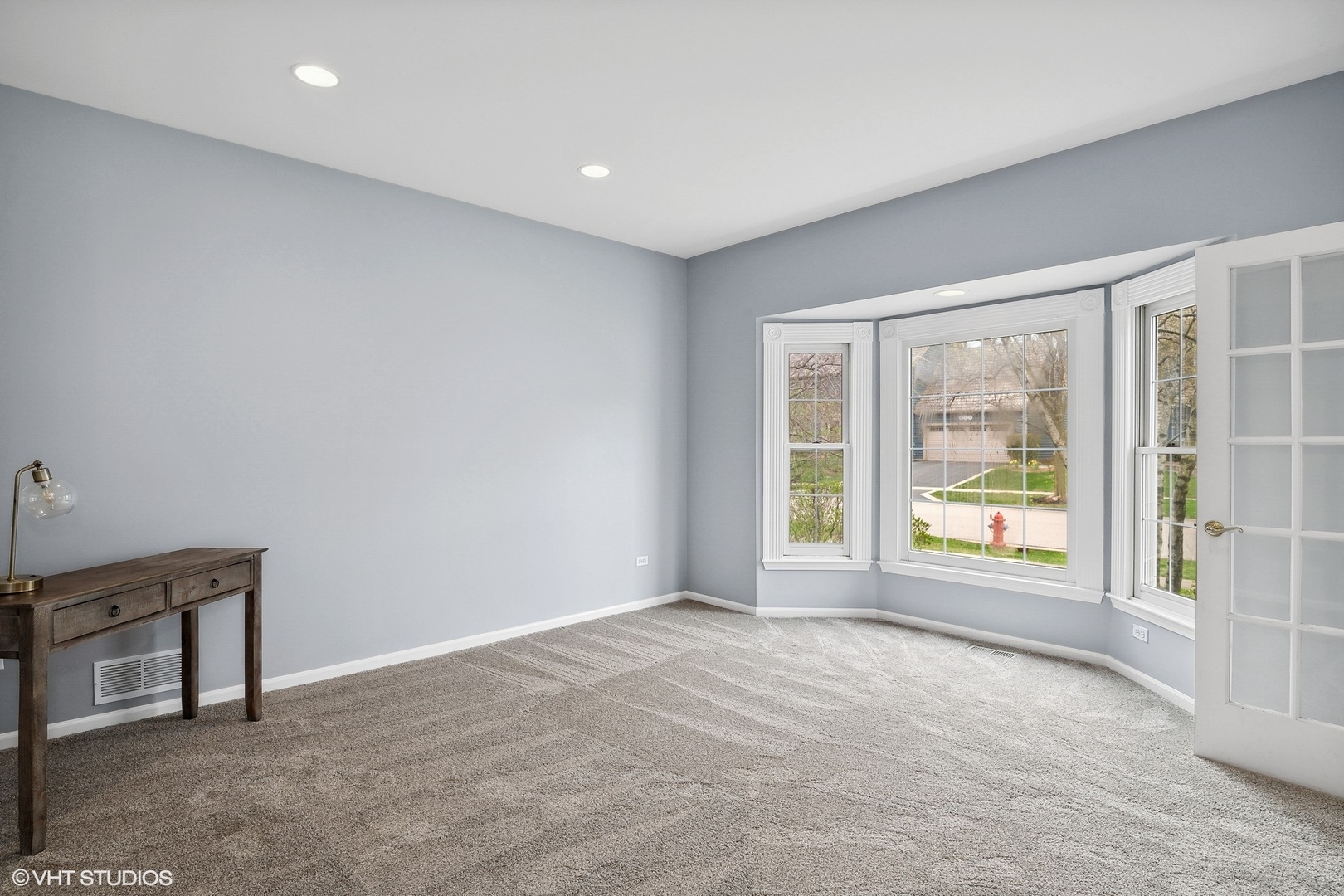 665 Angelo Avenue Gurnee, IL 60031 - Photo 14 of 34 a view of an empty room with a window