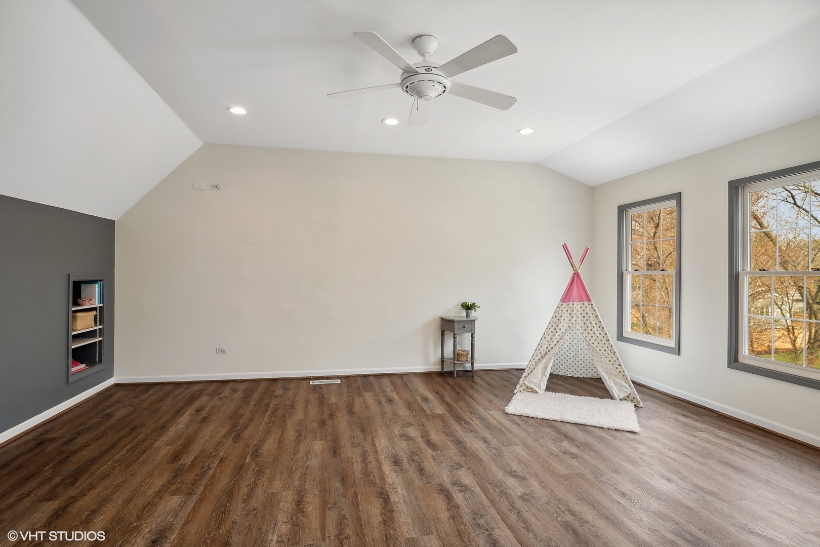 665 Angelo Avenue Gurnee, IL 60031 - Photo 23 of 34 wooden floor & ceiling fan in a room