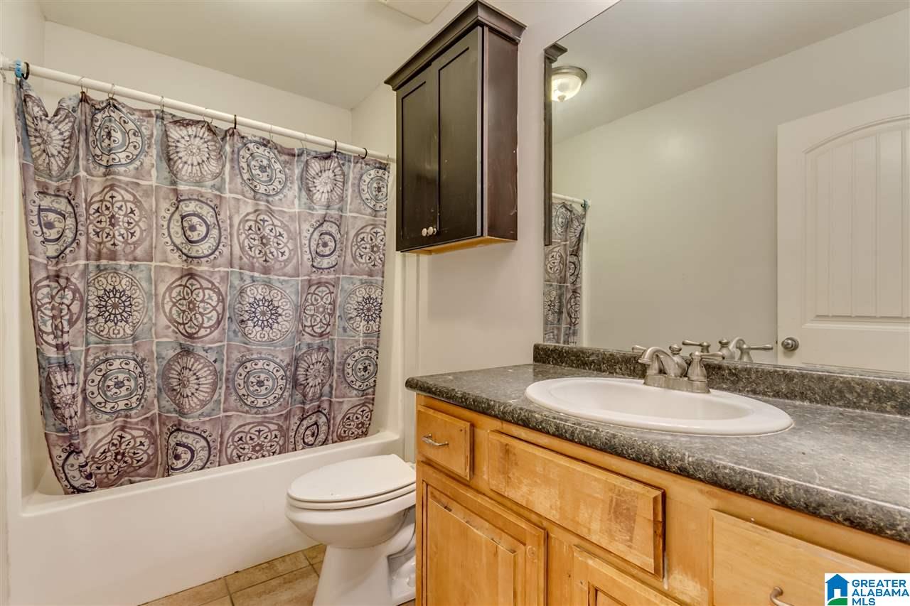 132 Roscommon Road Tuscaloosa, AL 35405 - Photo 15 of 20