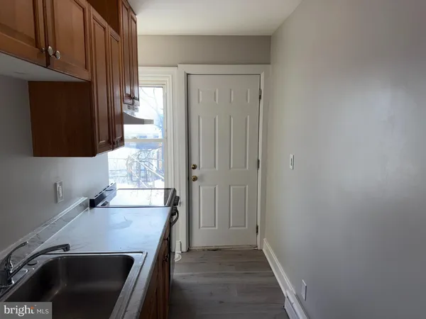 $1,500 | 706 Chain Street, Unit 3, Norristown, PA 19401