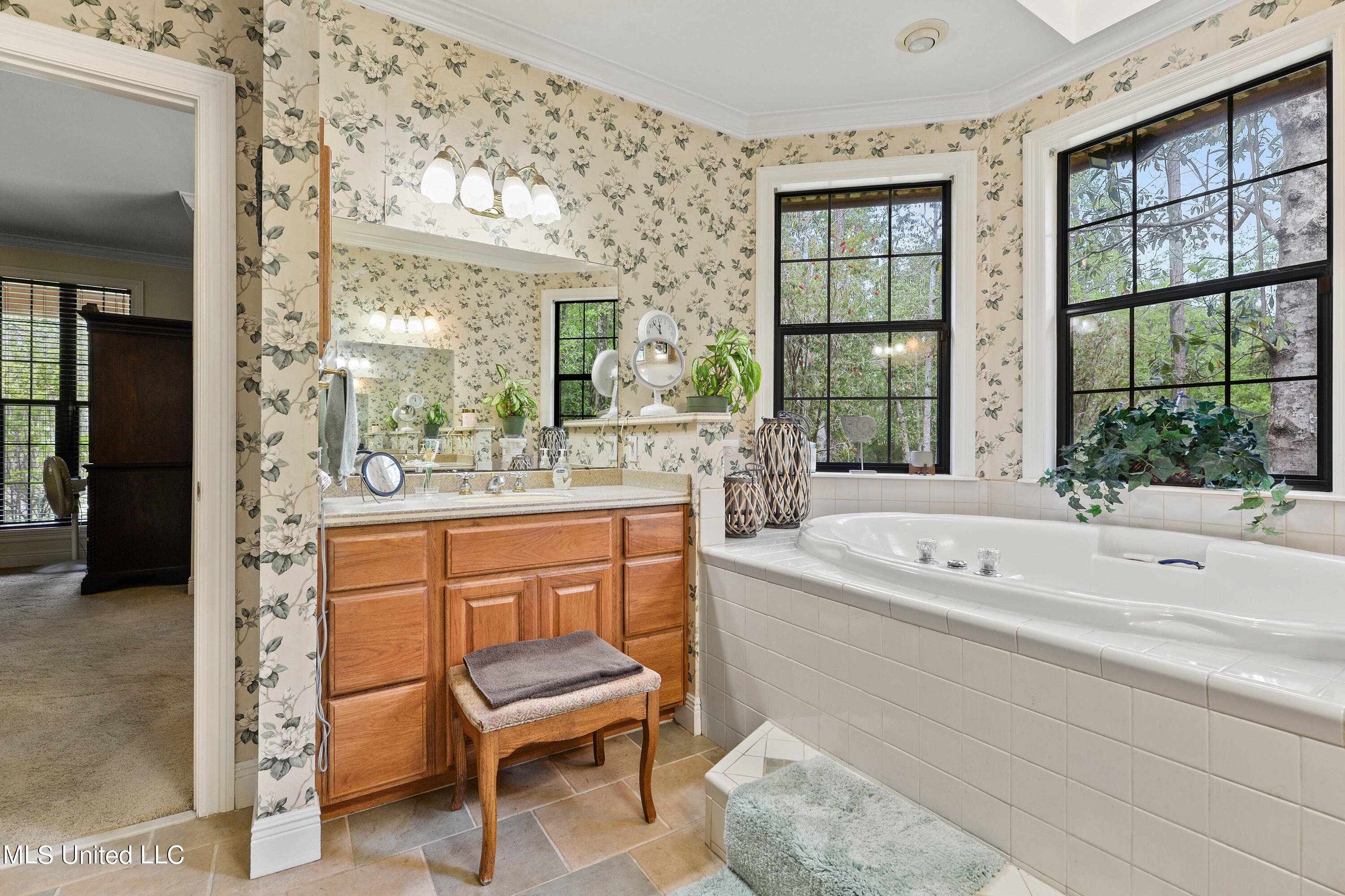 6087 Crump Road Kiln, MS 39556 - Photo 17 of 41 Master Bathroom